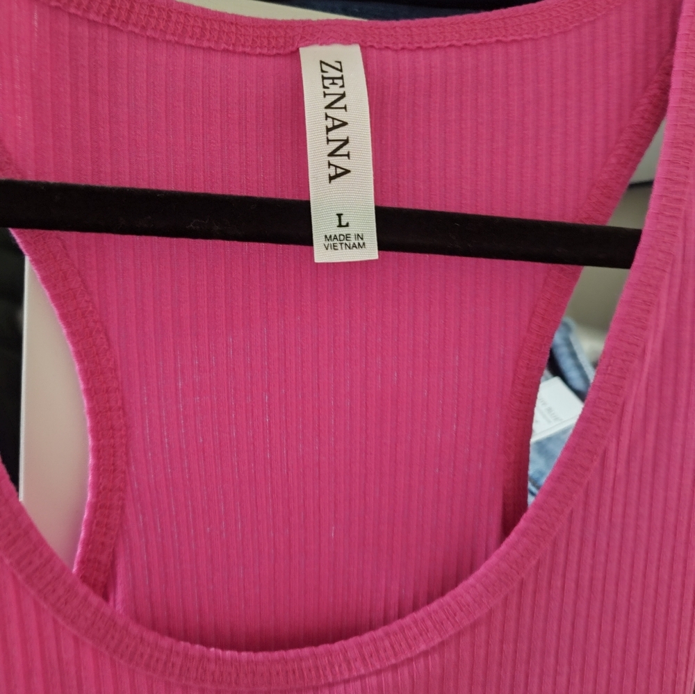 #0300 Zenana NWOT Neon Hot Pink New Ribbed Racerback Tank Top Size Large - Picture 5 of 5